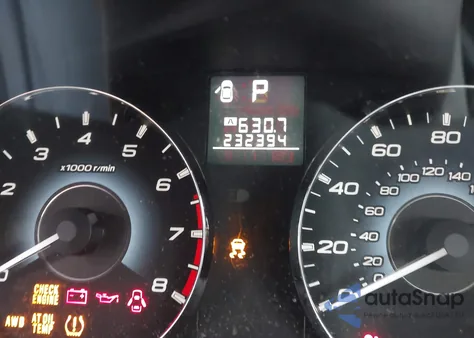 2010 Subaru Legacy 2.5I Limited из США, поврежденный, VIN 4S3BMBK67A3212033